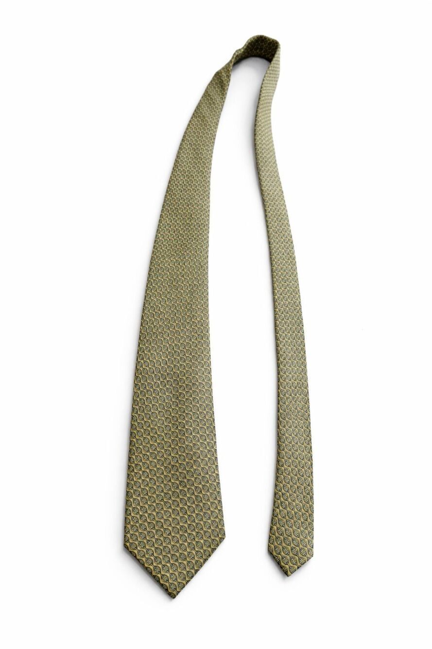 Vineyard Vines Chain Link Geometric Print Silk Necktie Tie